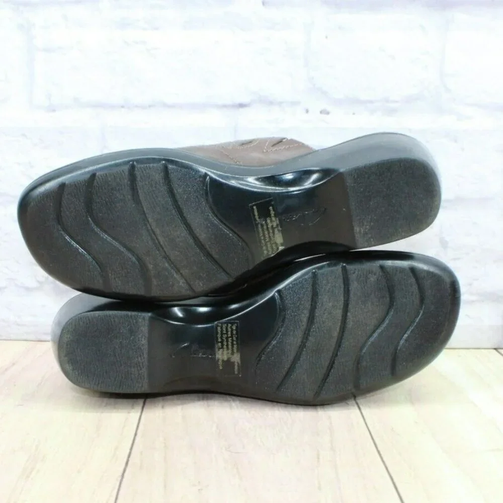 Clarks Bendables Brown Leather Slip On Mule Clogs Shoes Size 8.5 M - Picture 9 of 9